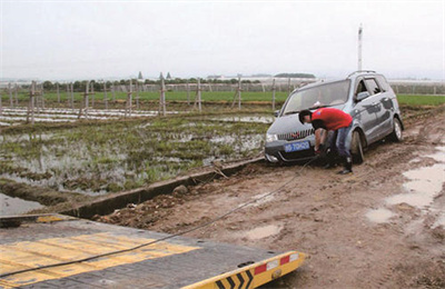 毕节抚顺道路救援